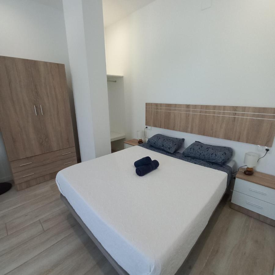 Апартаменты Malaga Velarde Center 3 Экстерьер фото