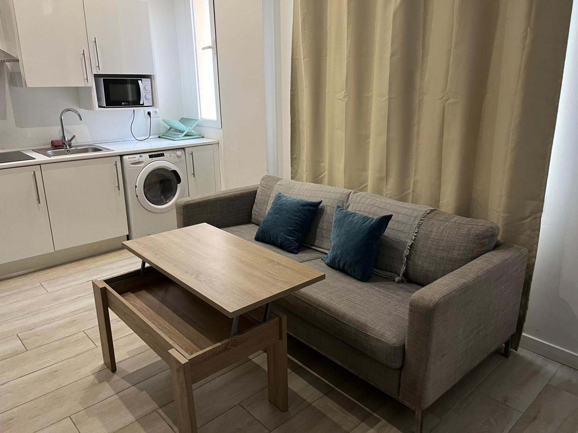 Апартаменты Malaga Velarde Center 3 Экстерьер фото