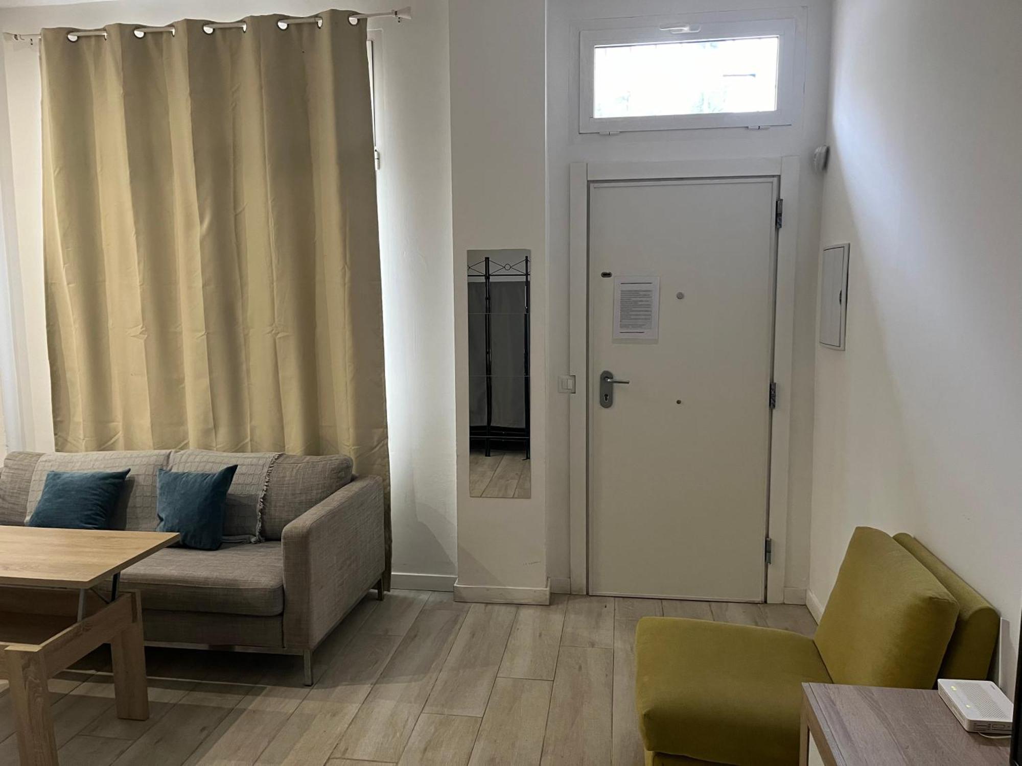 Апартаменты Malaga Velarde Center 3 Экстерьер фото