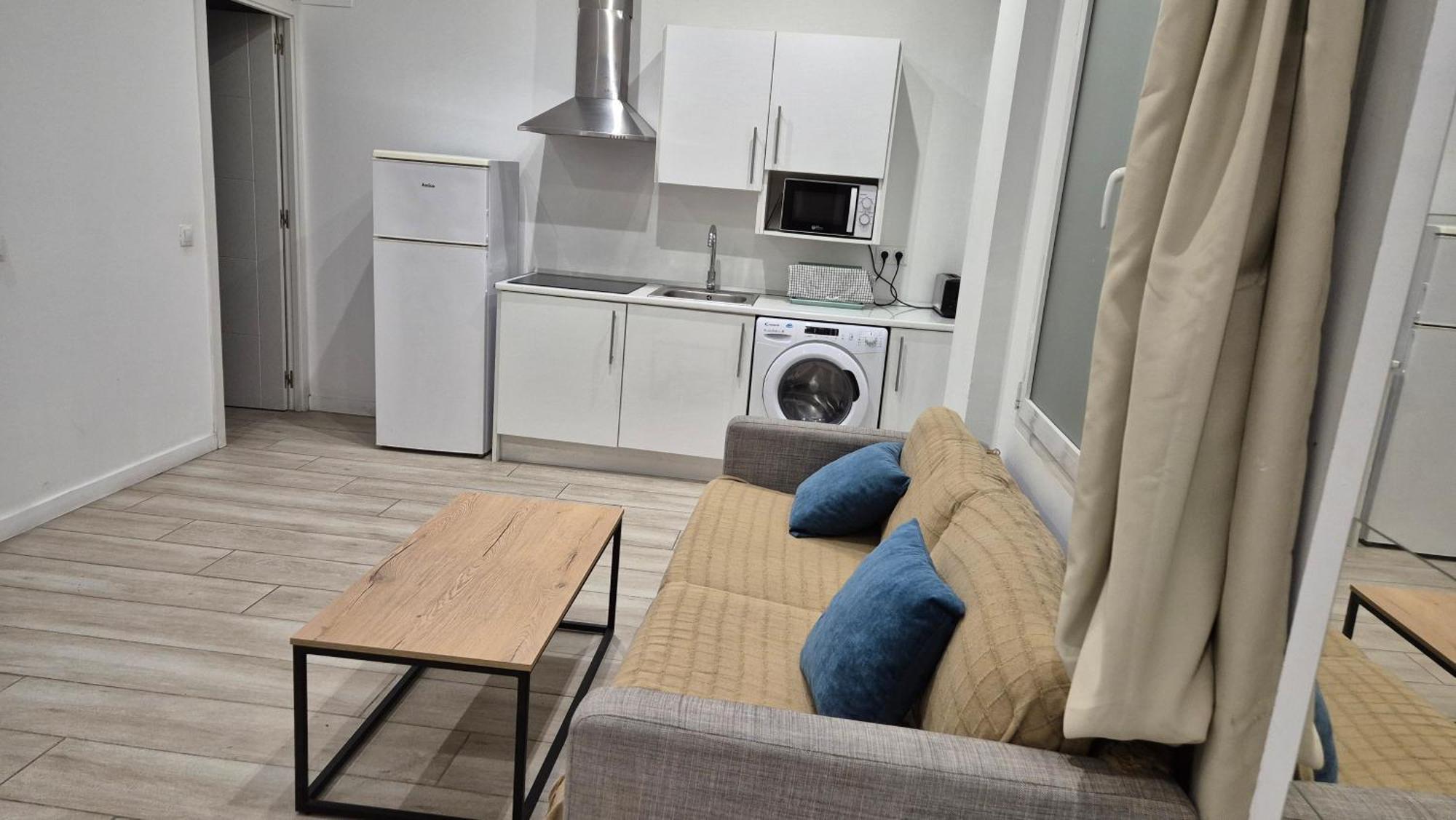 Апартаменты Malaga Velarde Center 3 Экстерьер фото
